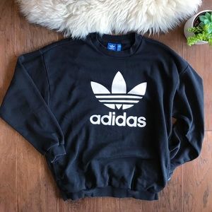 Adidas Crew Sweatshirt with pocket